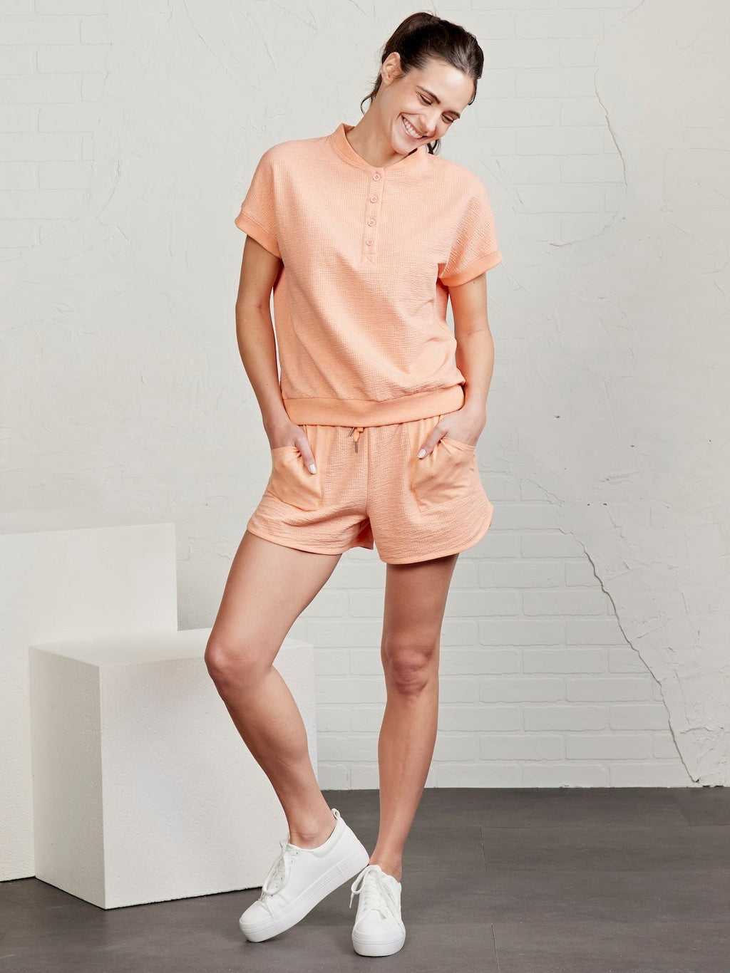 Villa Knit Seersucker Short Sleeve Henley