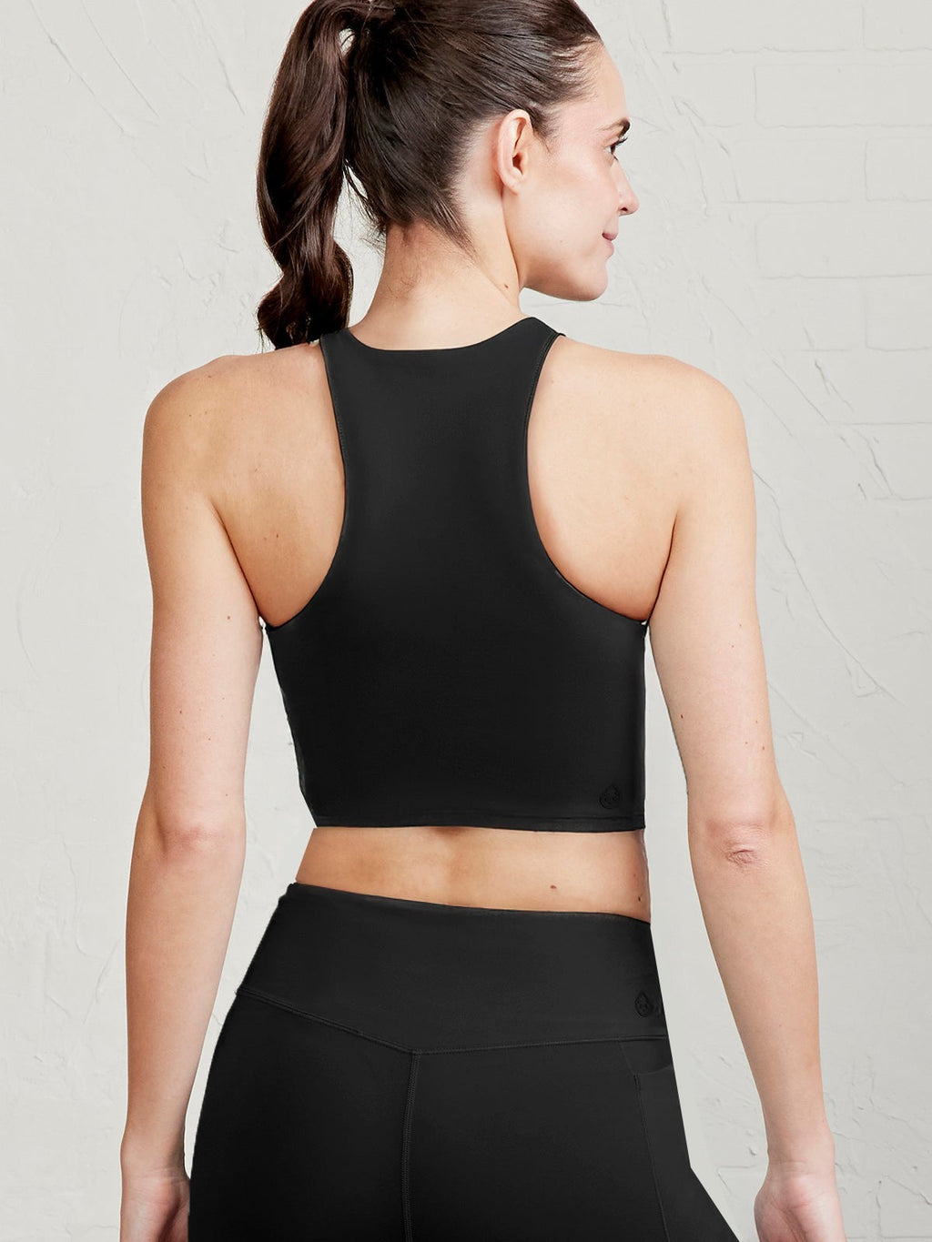 Sculptive Crop Tank with Built-in Bra