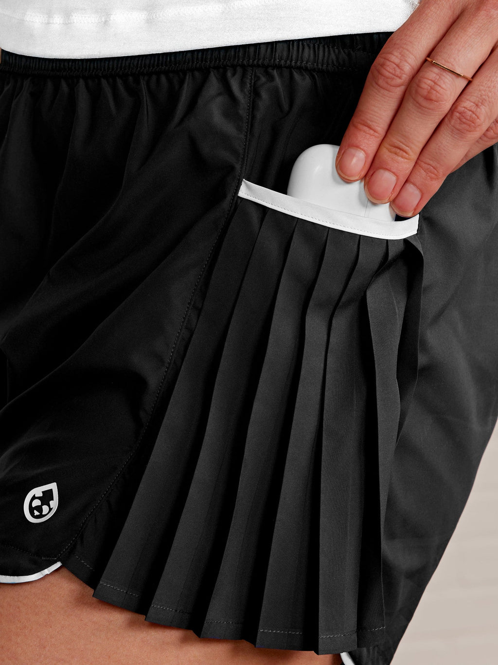 Pleated Pocket Short