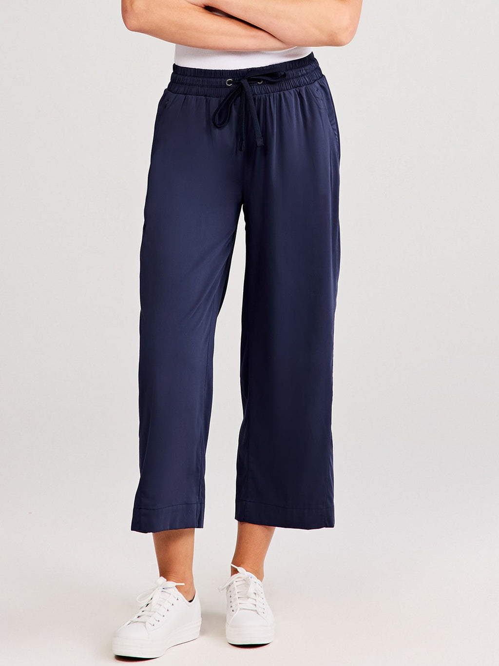 Weekend Wide Leg Pant 22in