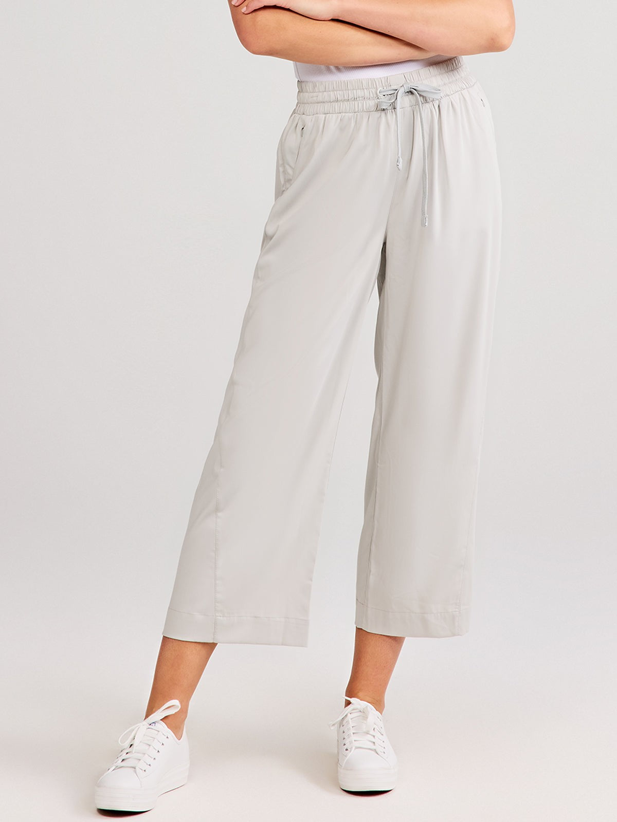 Weekend Wide Leg Pant 22in