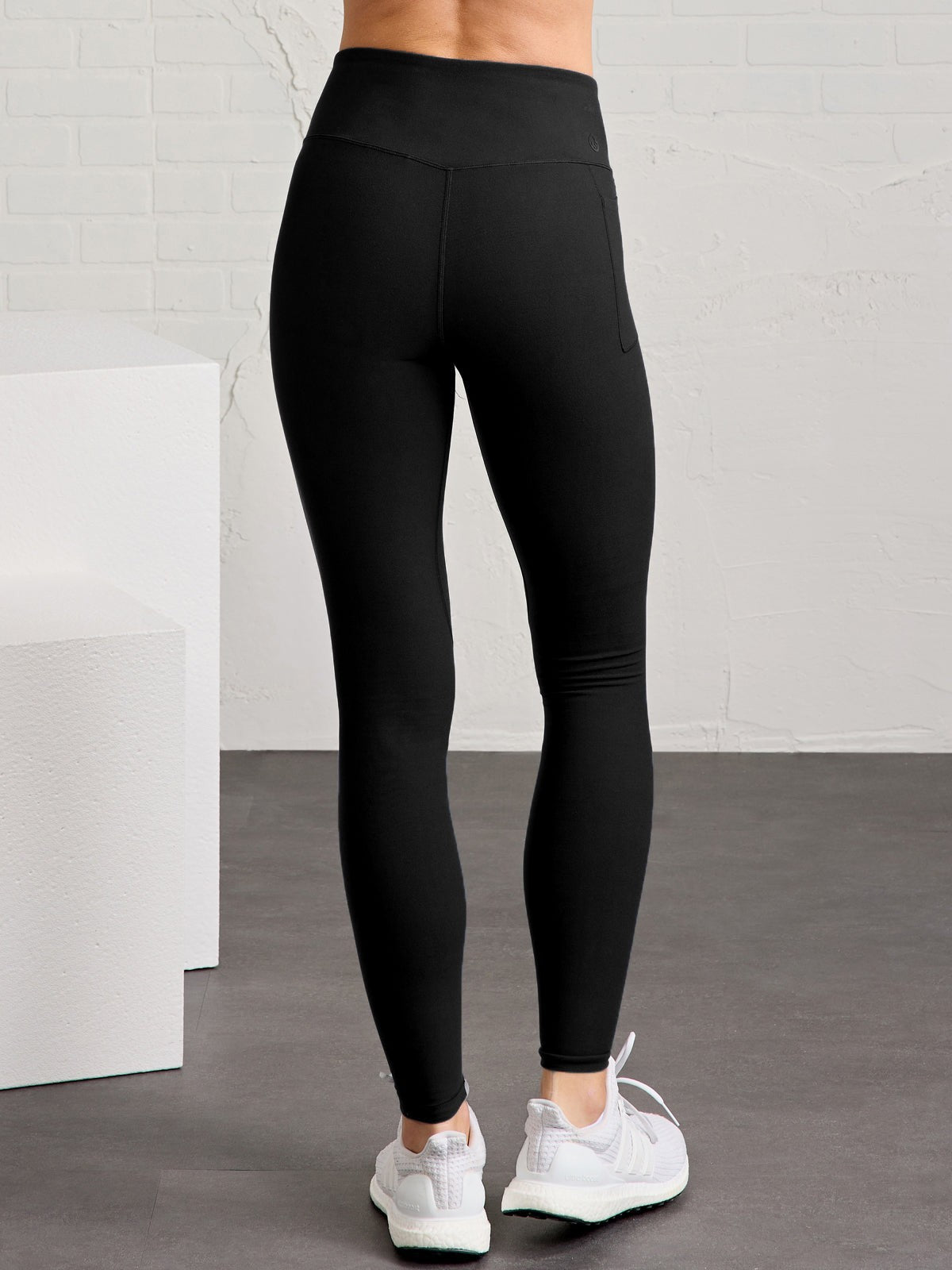 Sculptive Full Length Pocket Legging